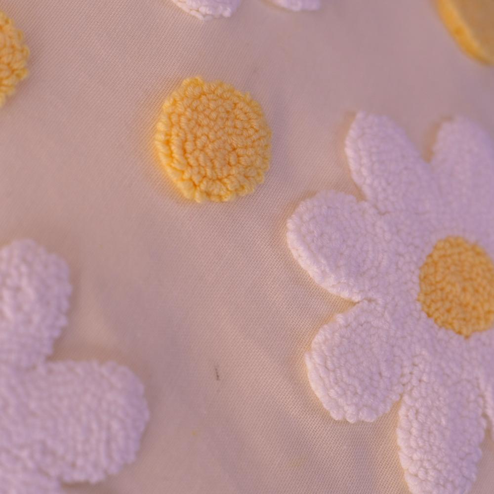 Papatya Desenli Punch Kırlent Kılıfı